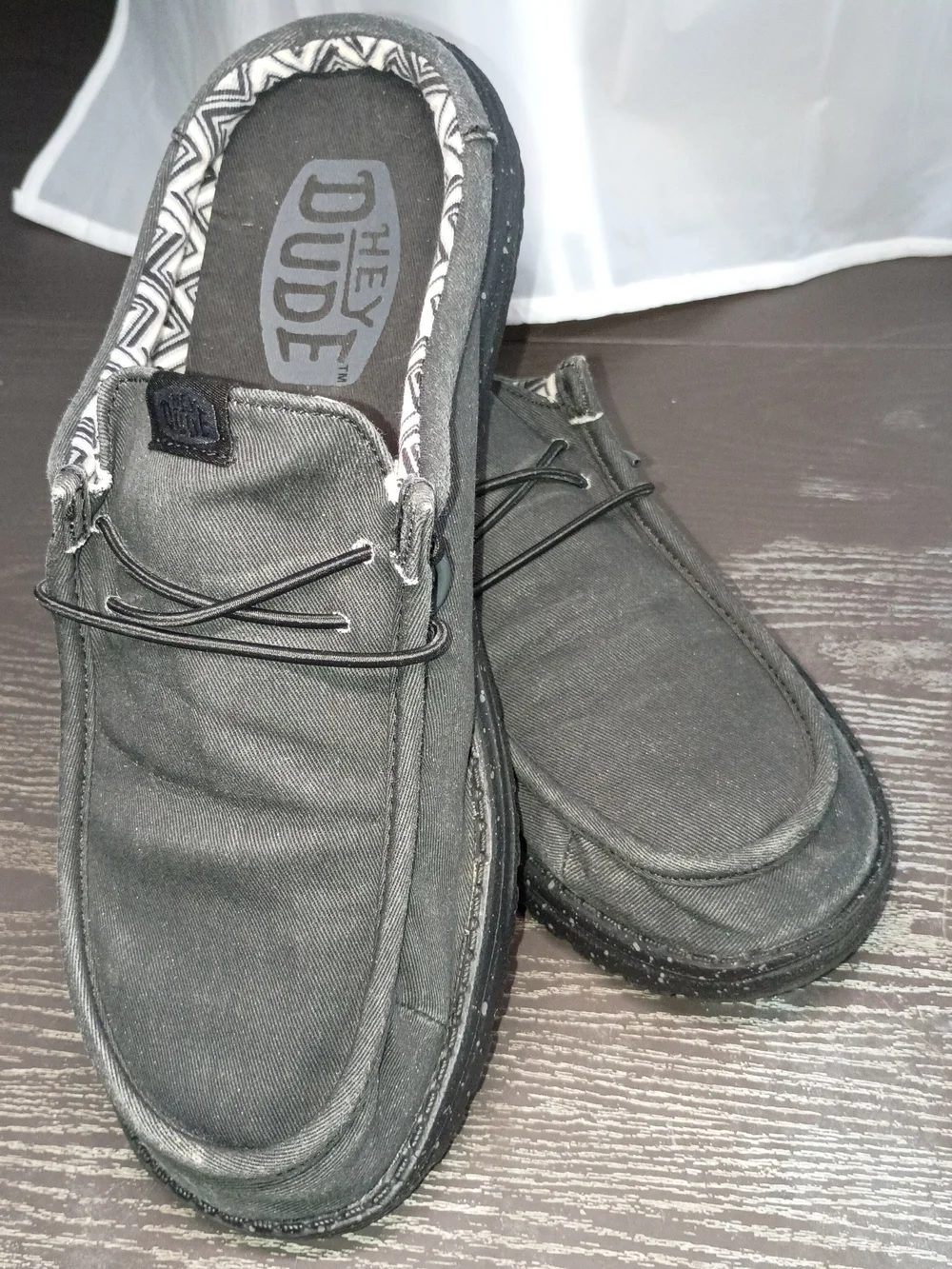 Hey Dude Black Canvas Slip-On Mules with Elastic Lace. Men's 9.5M Good Shape